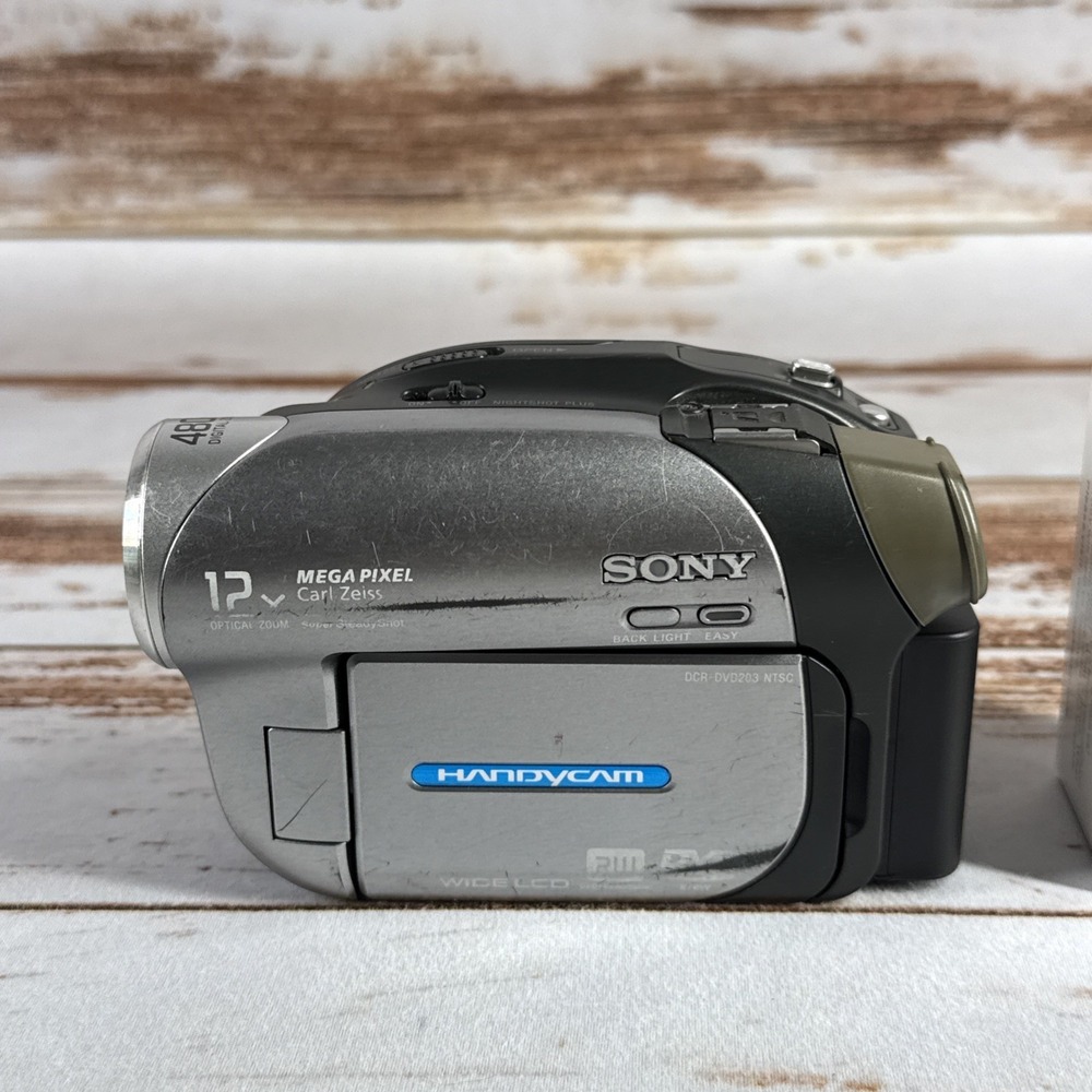 Sony DCR-DVD203 Handycam Camcorder w/Battery Charger – Read Description - Picture 2 of 8